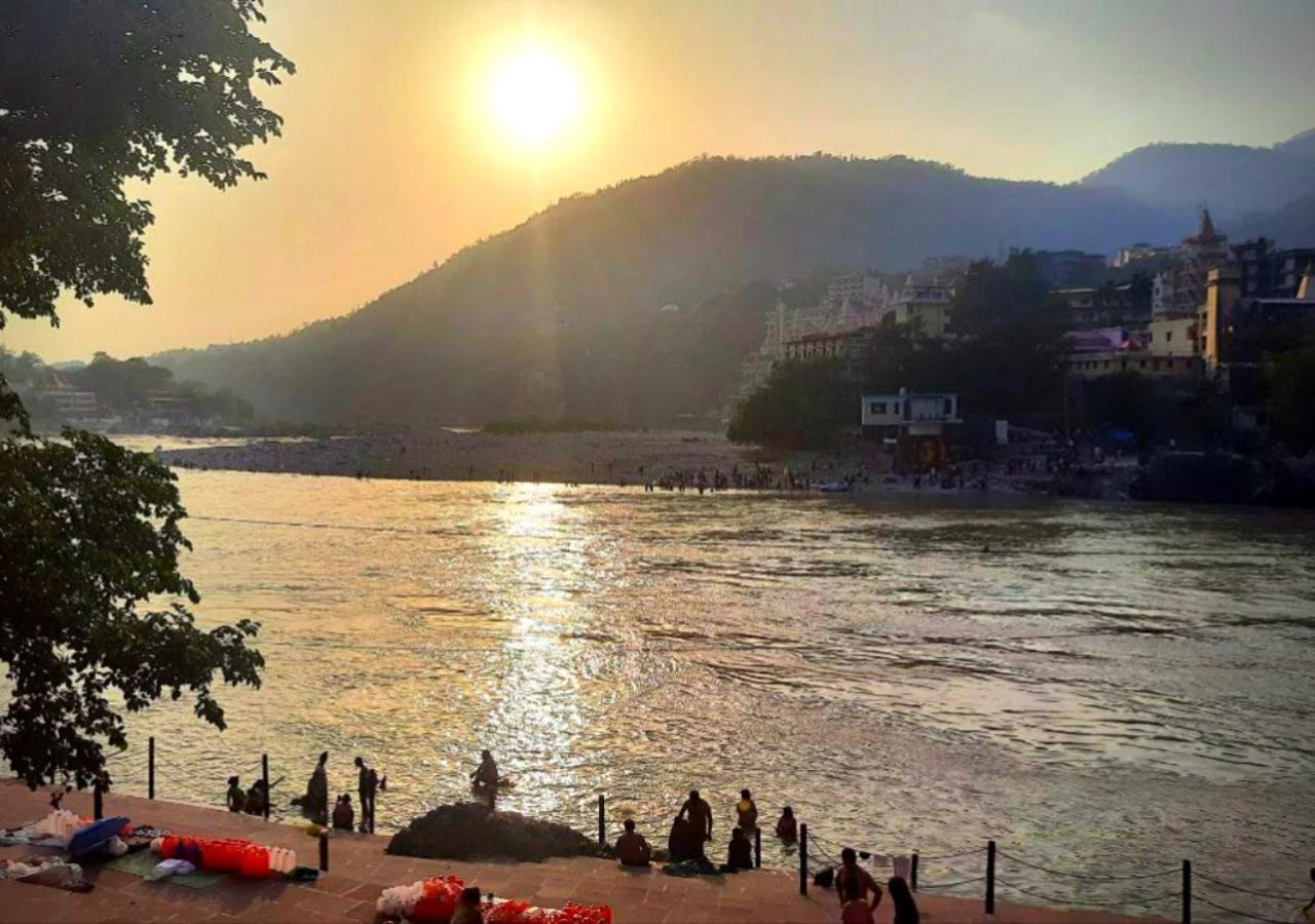 Vedic Dham Ganga Hotel Rishikesh Ngoại thất bức ảnh